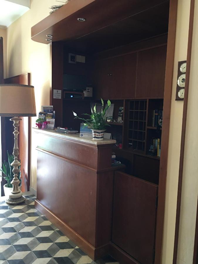 Hotel Mare Blu Camaiore Bagian luar foto